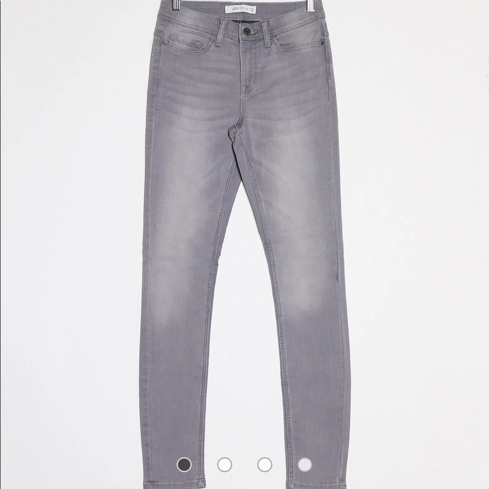 NWOT  JDY jake regular skinny jeans